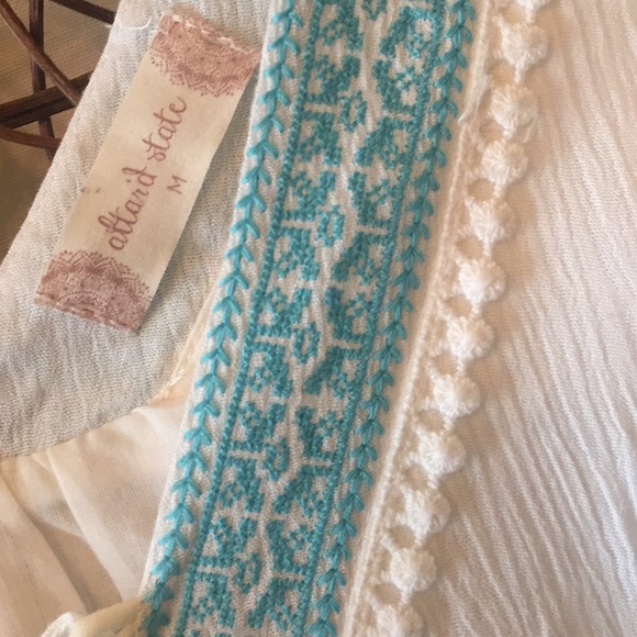 Beautiful blouse ! - Picture 3 of 8